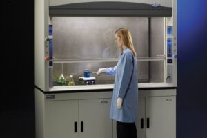 هود آزمایشگاهی چیست؟ کاربرد و نحوه استفاده از آن